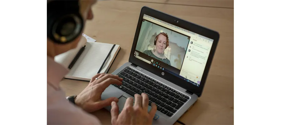 online student using laptop