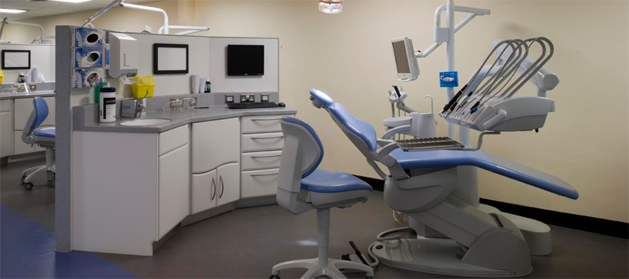 Edindurgh Dental Institute treatment booth